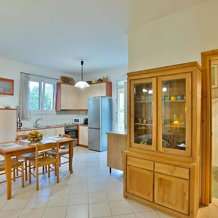 Дом отдыха Drossos Garden House